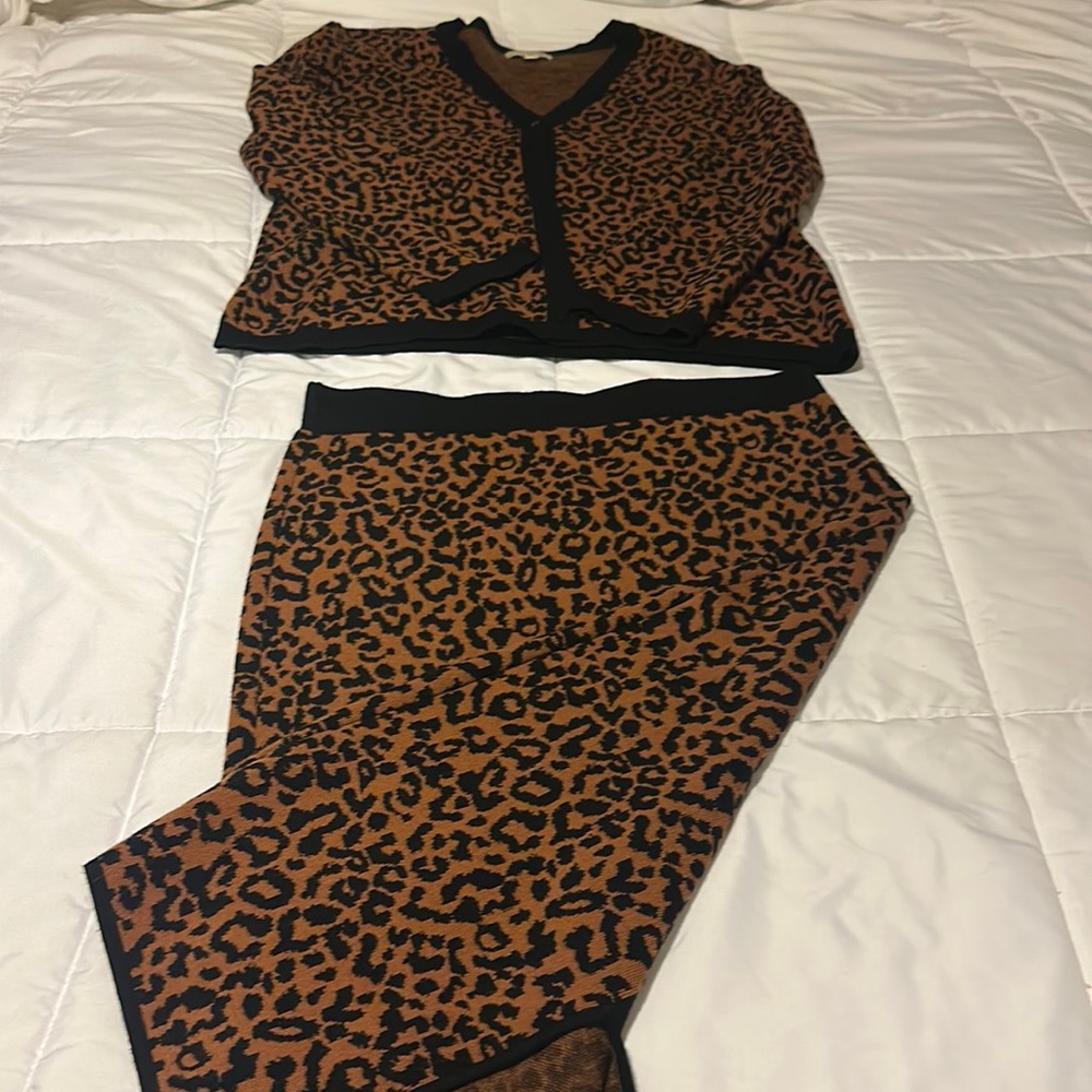 Sweater set XL sweater L skirt